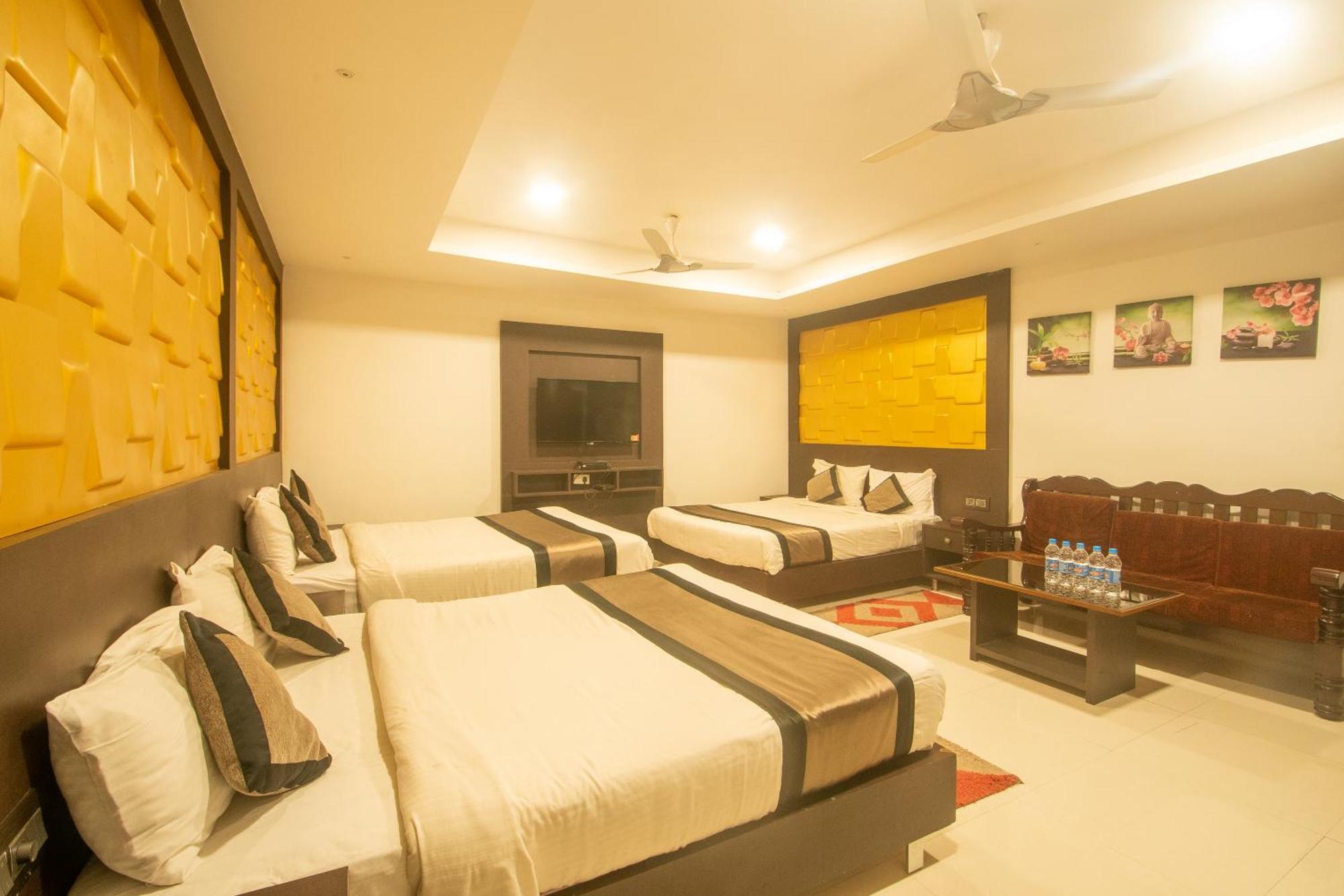 Parampara Residency Kushālnagar Екстериор снимка